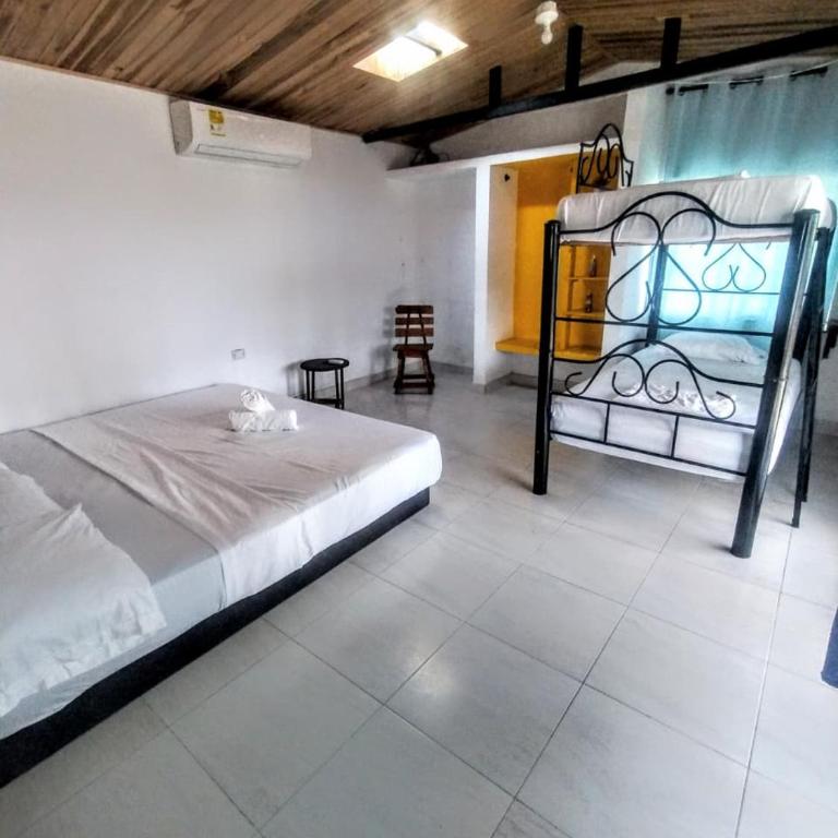 Hotel Coralite Suites Santa Marta - Habitación Familiar Deluxe - 1