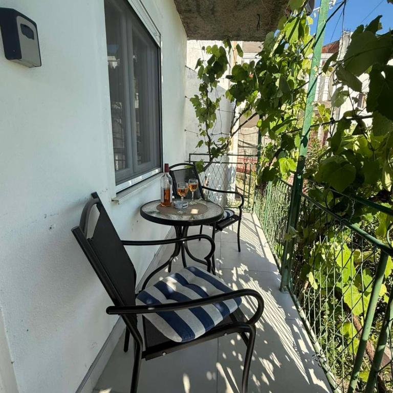 Apartman LUCIJA, dostupan 7 NOCENJA i VISE, AVAIBLE FOR RENT 7 NIGHTS AND MORE - Apartman sa 2 Spavaće Sobe - 5