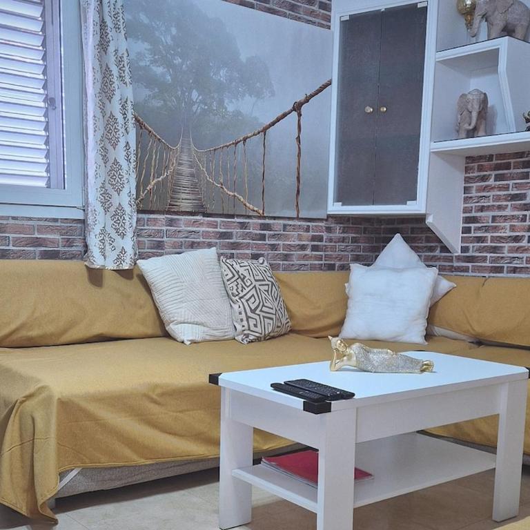 Apto con Solarium Terraza & Tumbonas 2 hab - Apartamento de 2 dormitorios con terraza - 5
