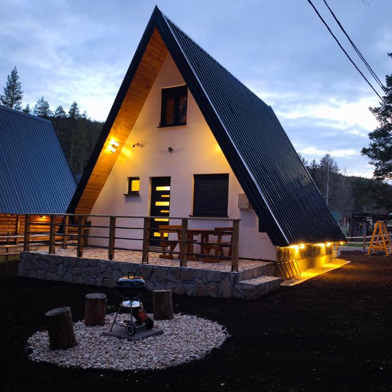 Pine Forest Chalet - Haus mit 2 Schlafzimmern - 4