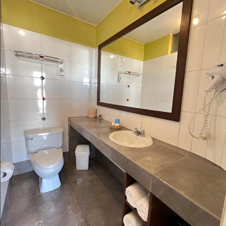 Hotel Los Tambos Boutique - Queen Room - 5