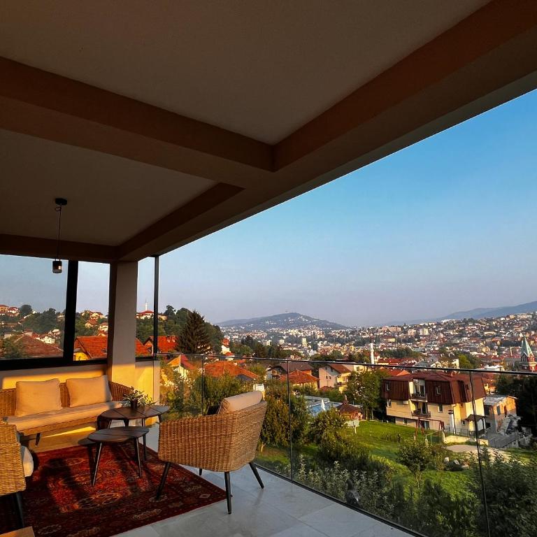 Urban Oasis Sarajevo - Panoramic View near Old Town - Three-Bedroom Apartment with Balcony - 1