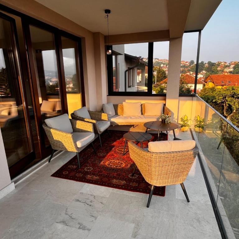 Urban Oasis Sarajevo - Panoramic View near Old Town - Three-Bedroom Apartment with Balcony - 7