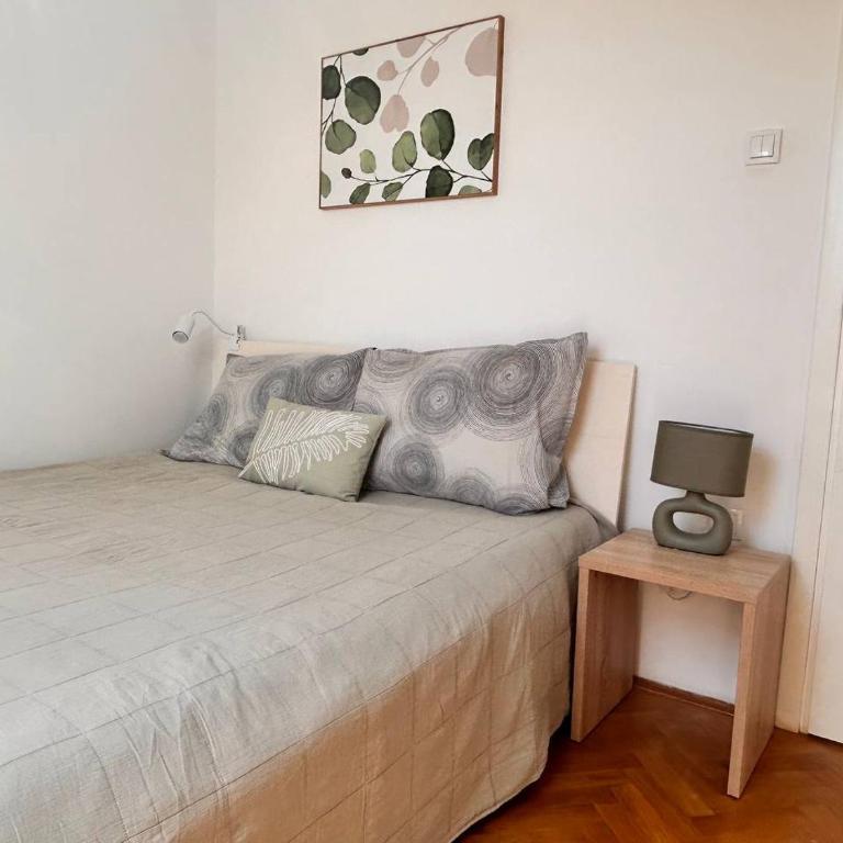 Cozy Corner NS Centar Top lokacija - One-Bedroom Apartment - 4