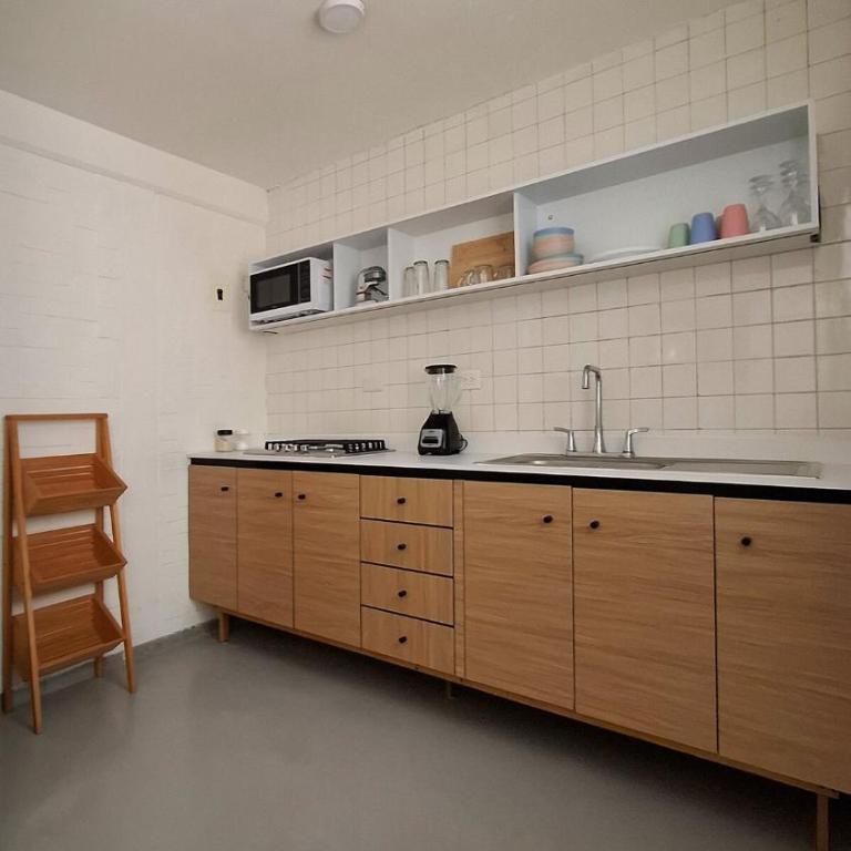 Apartamento completo en planta baja cerca del aeropuerto y del centro - Apartment - Ground Floor - 11