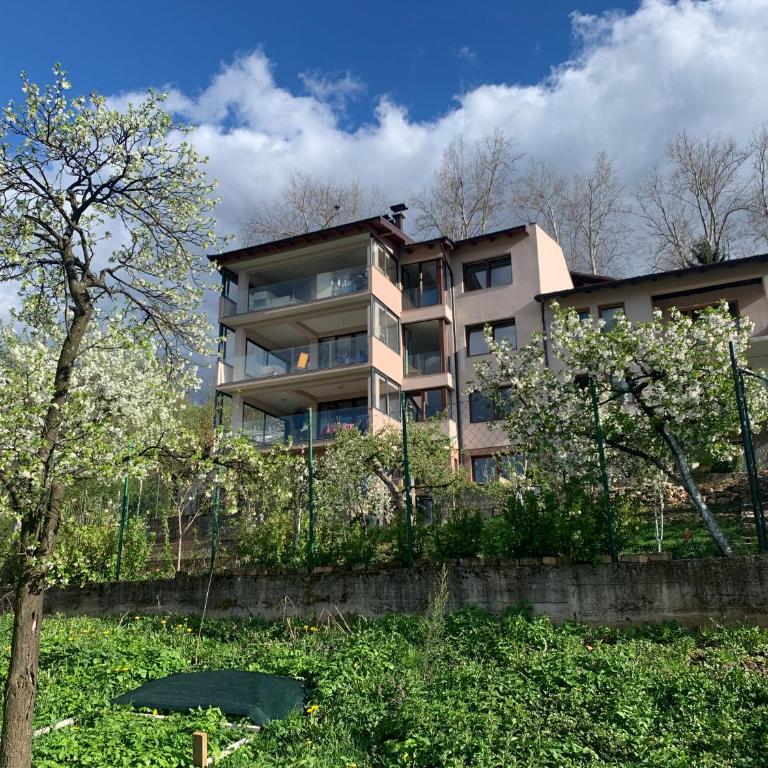 Urban Oasis Sarajevo - Panoramic View near Old Town - Apartman sa 3 Spavaće Sobe i Balkonom - 16