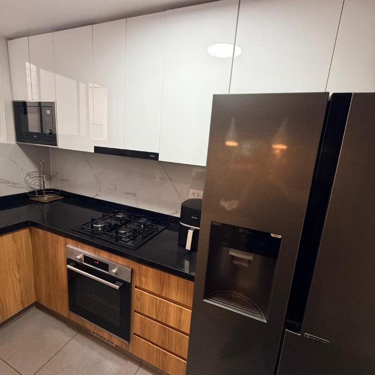 Modern and Cozy Appartment. Exclusive area. - Three-Bedroom Apartment - 12