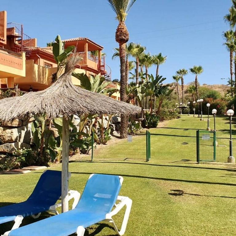 Relaxing 2 Bed duplex: seaviews, terrace & rooftop - Apartamento de 2 dormitorios - 39