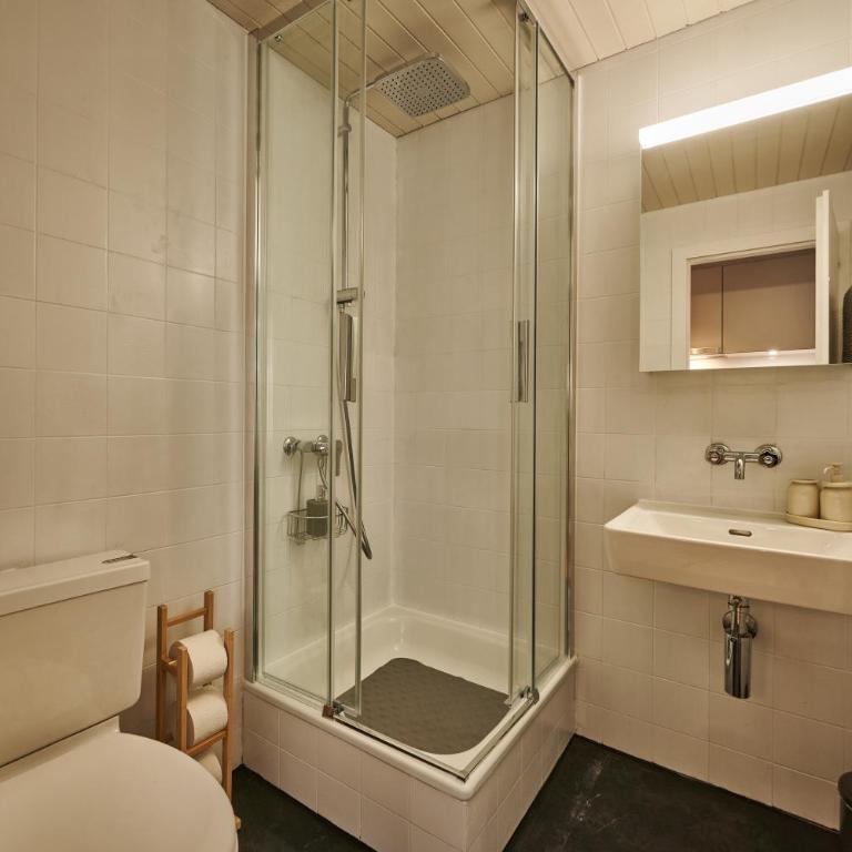 Stay Switzerland Hotel and Apartments - Modern City Studio Apartment - 1