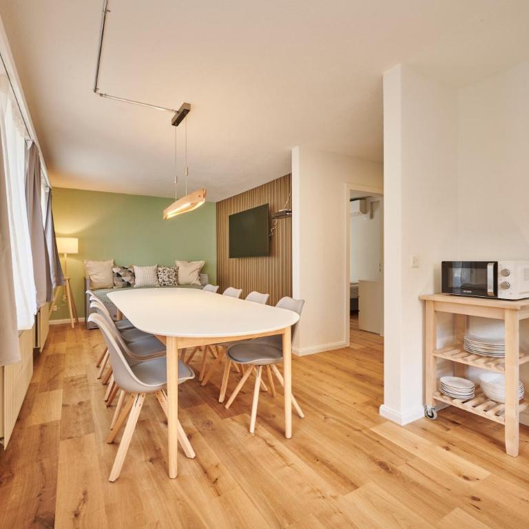 Stay Switzerland Hotel and Apartments - 3 Bedroom Modern City Apartment - 13