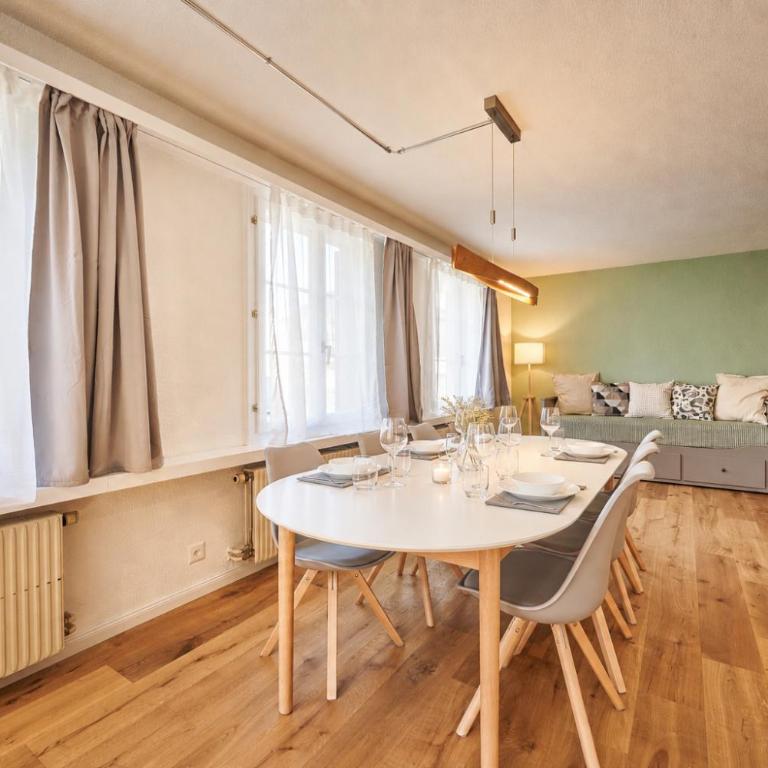 Stay Switzerland Hotel and Apartments - 3 Bedroom Modern City Apartment - 24