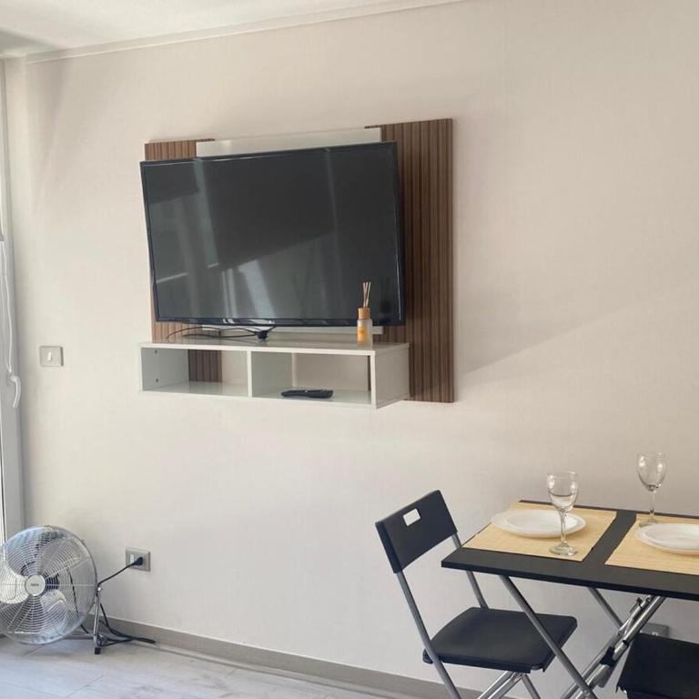 Moderno Home estudio en el corazón de Santiago - One-Bedroom Apartment - 2