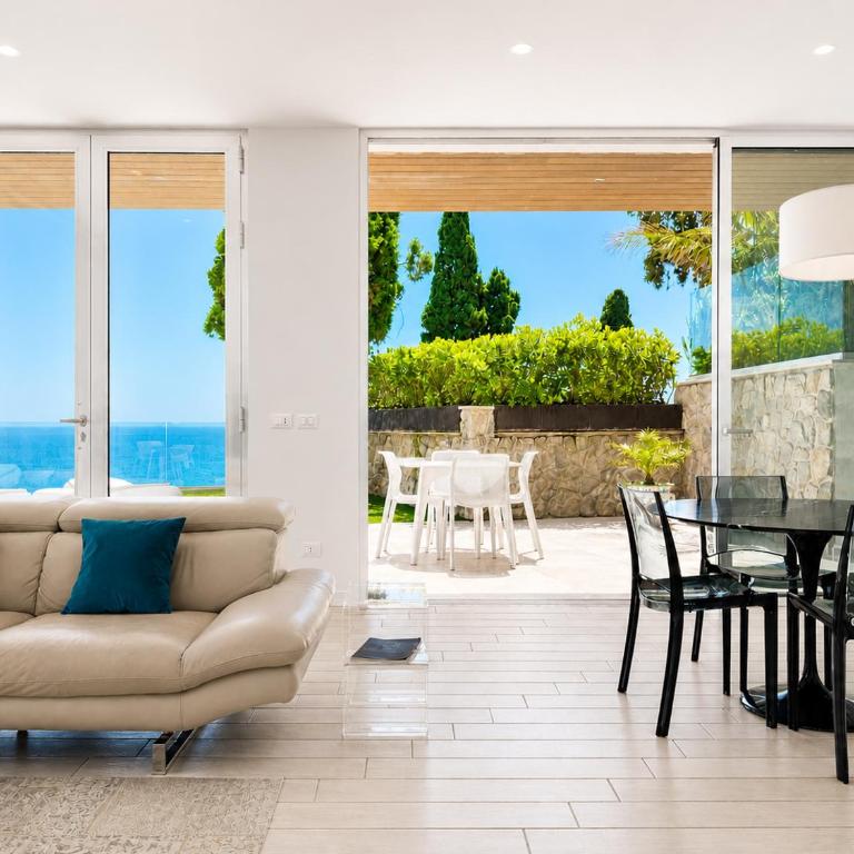 Isola Bella Infinity Suites - Appartamento Superior con Piscina Privata - 9