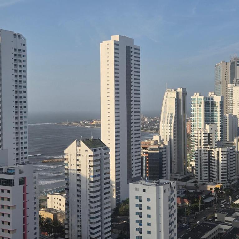 BOCAGRANDE CARTAGENA -Vista aL mar, bahía y ciudad antigua - 3 balcones - Apartment - Split Level - 6