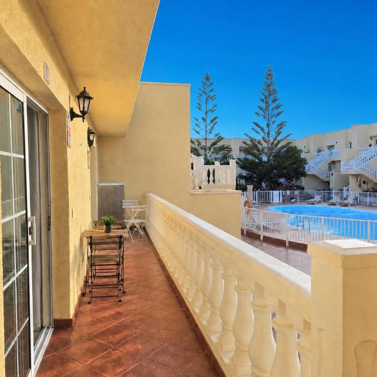 Caleta Beach Apartment - Two-Bedroom Apartment - 3