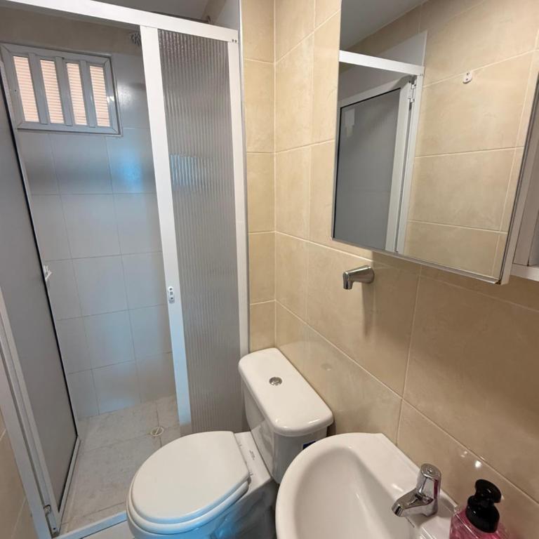 Apartamento de 3 habitaciones amoblado cerca de la playa - Three-Bedroom Apartment - 5
