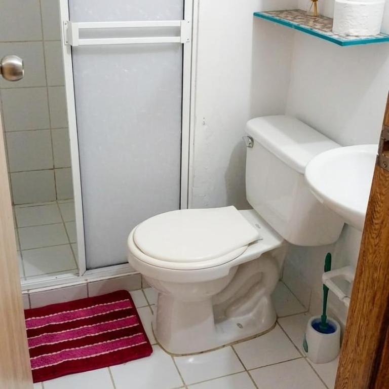 Espectacular apartamento amoblado, Cartagena de Indias. cerca al mar, muy central. - Three-Bedroom Apartment - 16