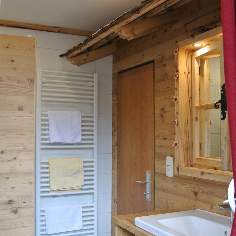 Pension und Apartment Edelweiß - Chambre Double avec Balcon - 10