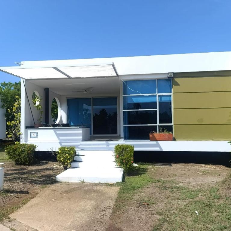 Cabin 6 with private Jacuzzi, furnished and peaceful - Two-Bedroom Apartment - 1