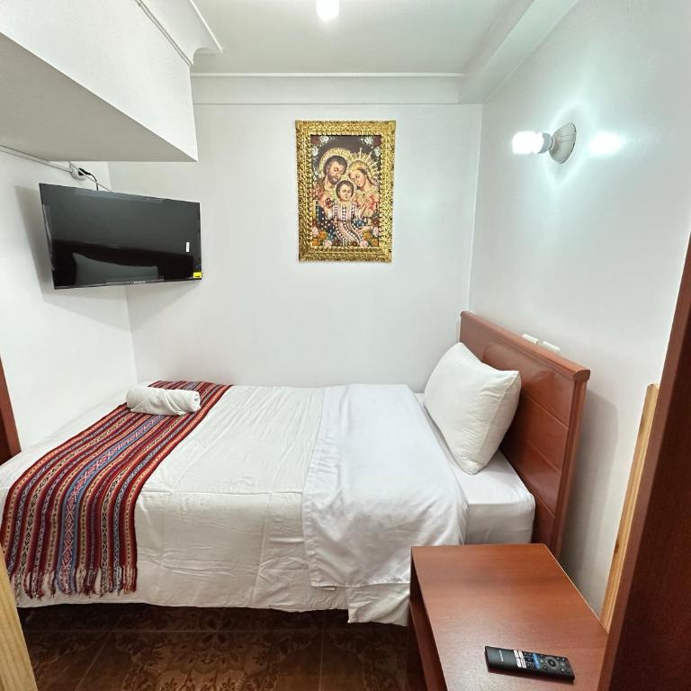 Libertrek Centro Inn - Single Room with Private Bathroom - 4