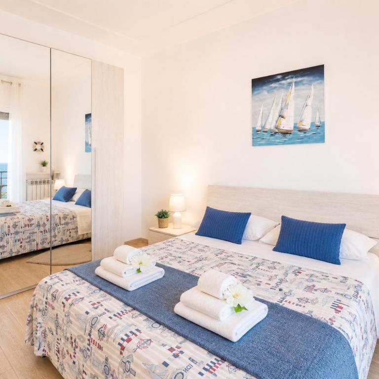 Happy Home - Two-Bedroom Apartment - 9