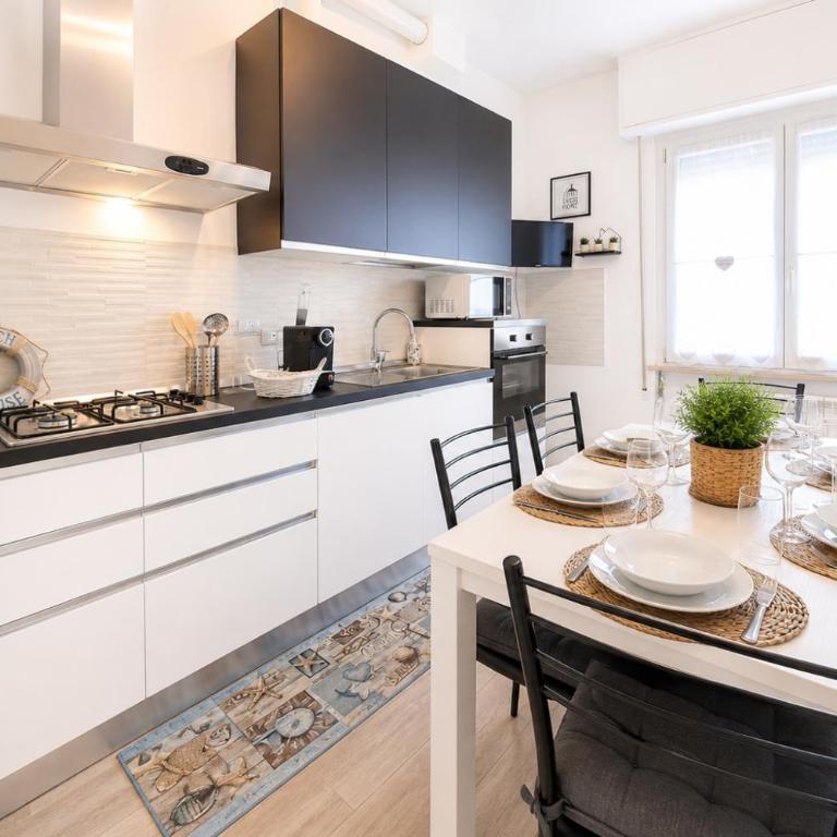 Happy Home - Two-Bedroom Apartment - 4