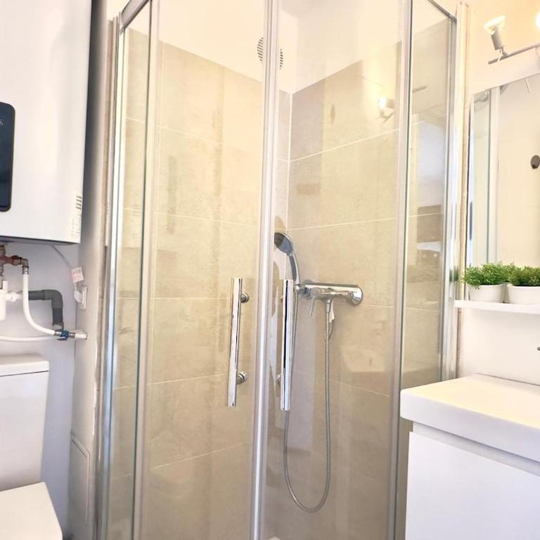 Studio Cosy bord de Mer 150m de la plage - Apartment mit 1 Schlafzimmer - 4