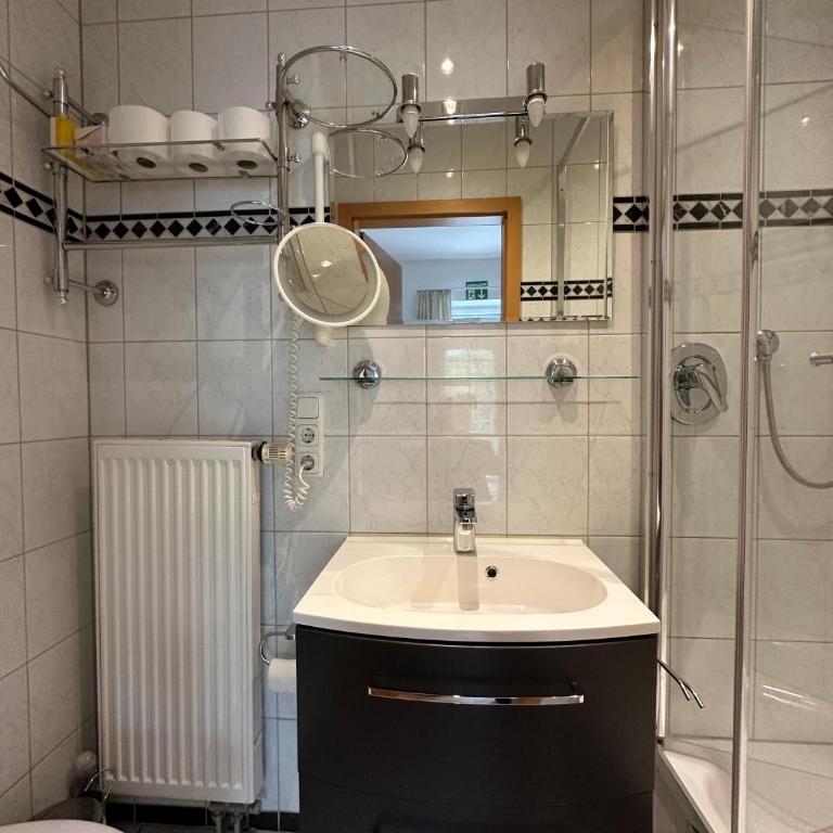 Ferienwohnungen Stuhlreiter GbR - Apartment mit 1 Schlafzimmer und Balkon - 7