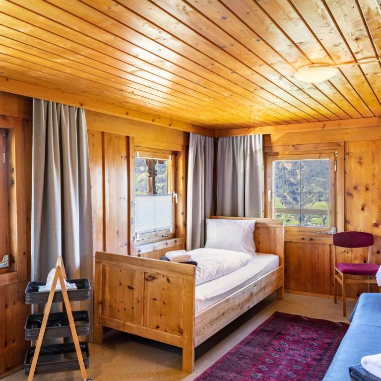 Persalhof Gattererberg - Dreibettzimmer mit Dusche - 8