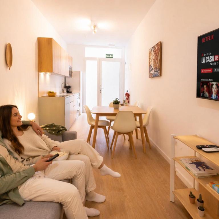 FLORIT FLATS - The Maritim Metro Station Suites - Apartment - Ground Floor - 27