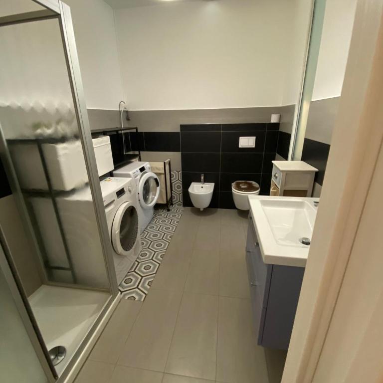 LM Central House - Appartamento con 2 Camere da Letto - 15