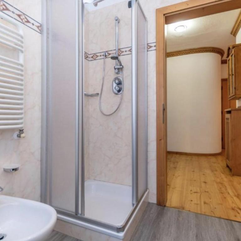 Tre Cime - Appartamento con 2 Camere da Letto - 10