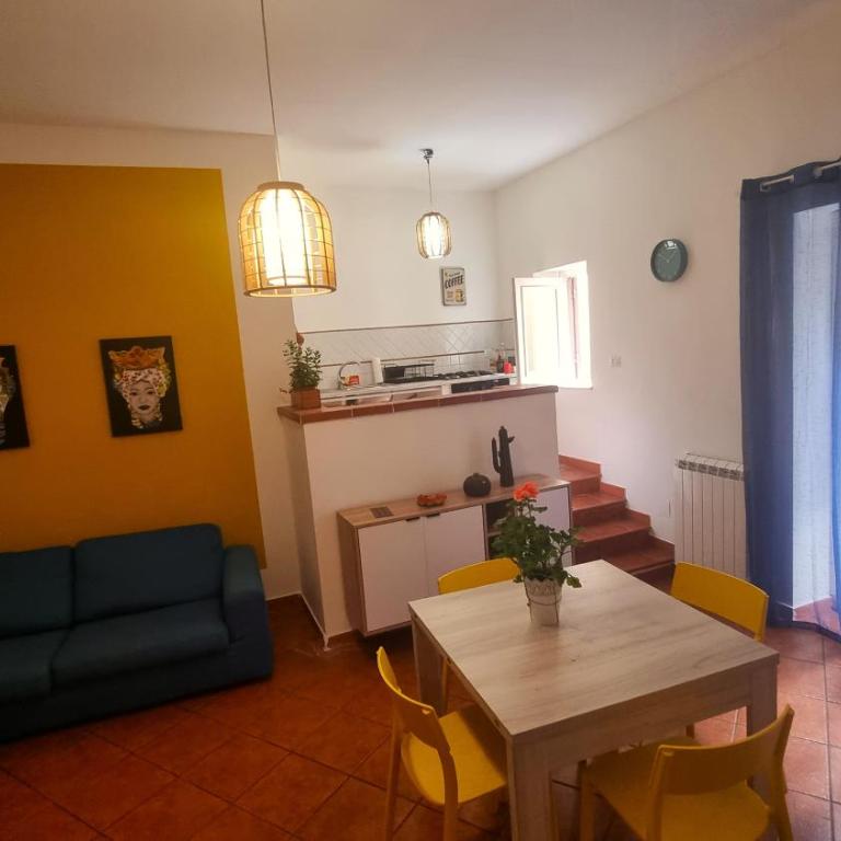 L'Angolo del Genio - Piazza Rivoluzione - Appartamento con 1 Camera da Letto - 6