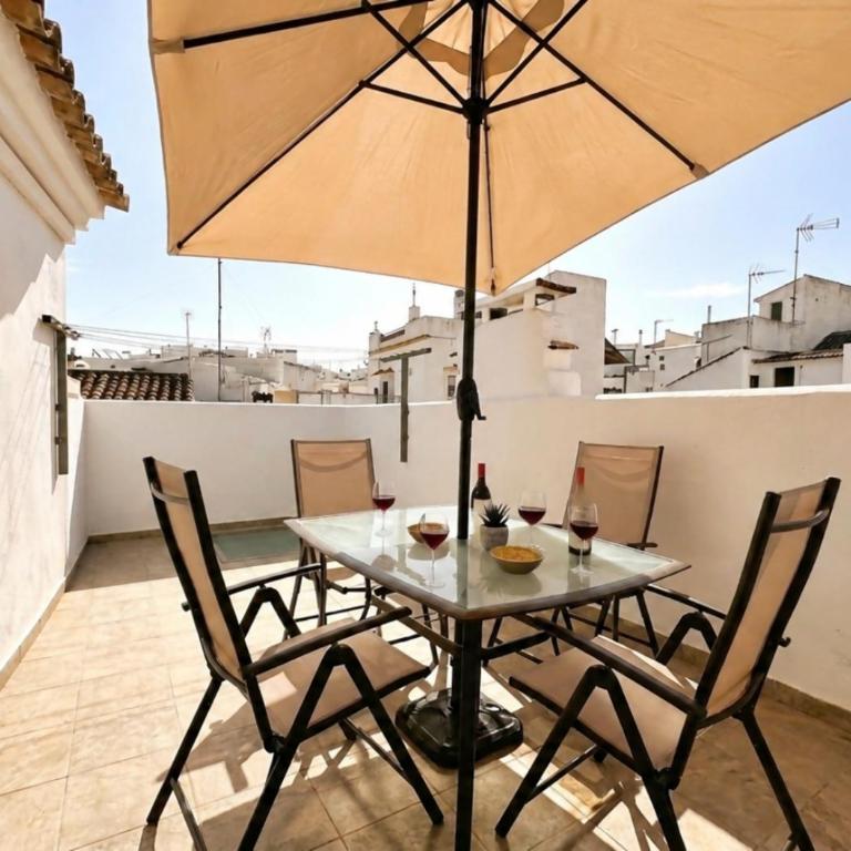 Charming House in Estepona Old Town • Angie’s Nest - Chalet de 2 dormitorios - 1