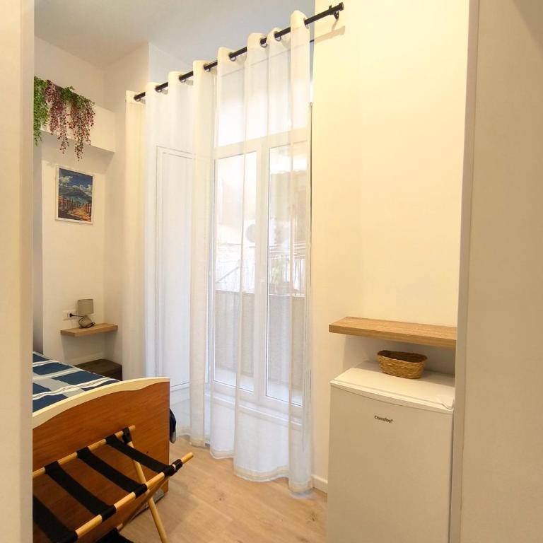 DIMORA NONNA ELENA - Quartieri Spagnoli "Premium Suite" - Family Room with Private Bathroom - 7