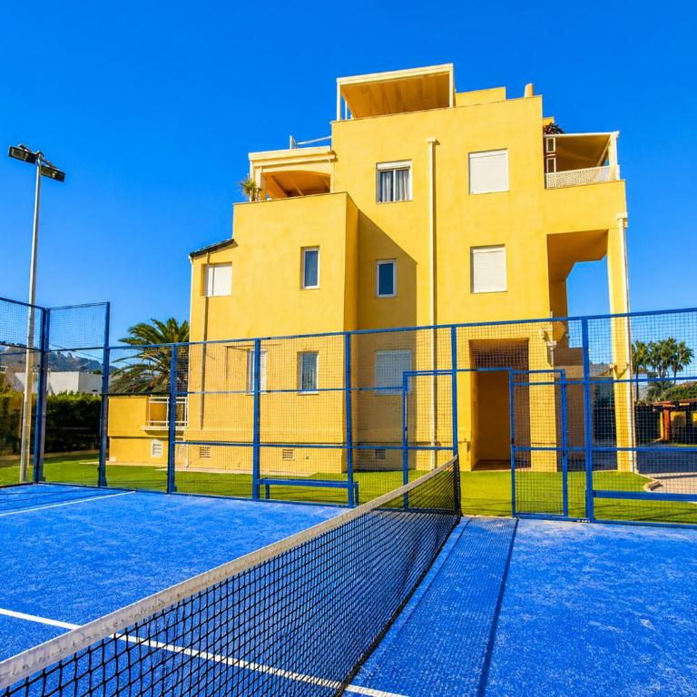 Apartamento Atila en Dénia a 250 m de la Playa con Terraza, Piscina y Jacuzzi by Family Homes - Apartamento de 2 dormitorios con terraza - 7