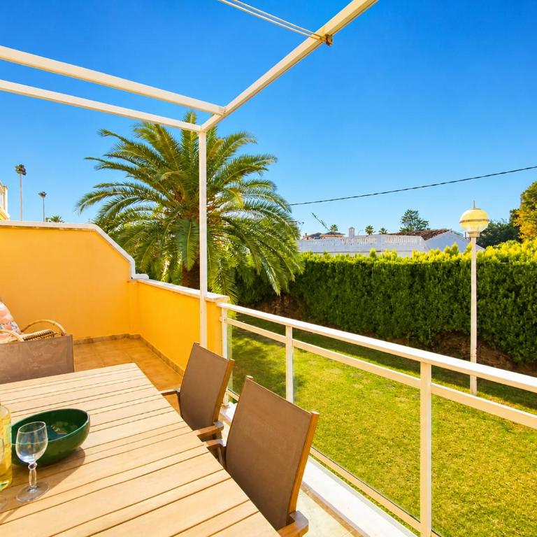 Apartamento Atila en Dénia a 250 m de la Playa con Terraza, Piscina y Jacuzzi by Family Homes - Apartamento de 2 dormitorios con terraza - 6