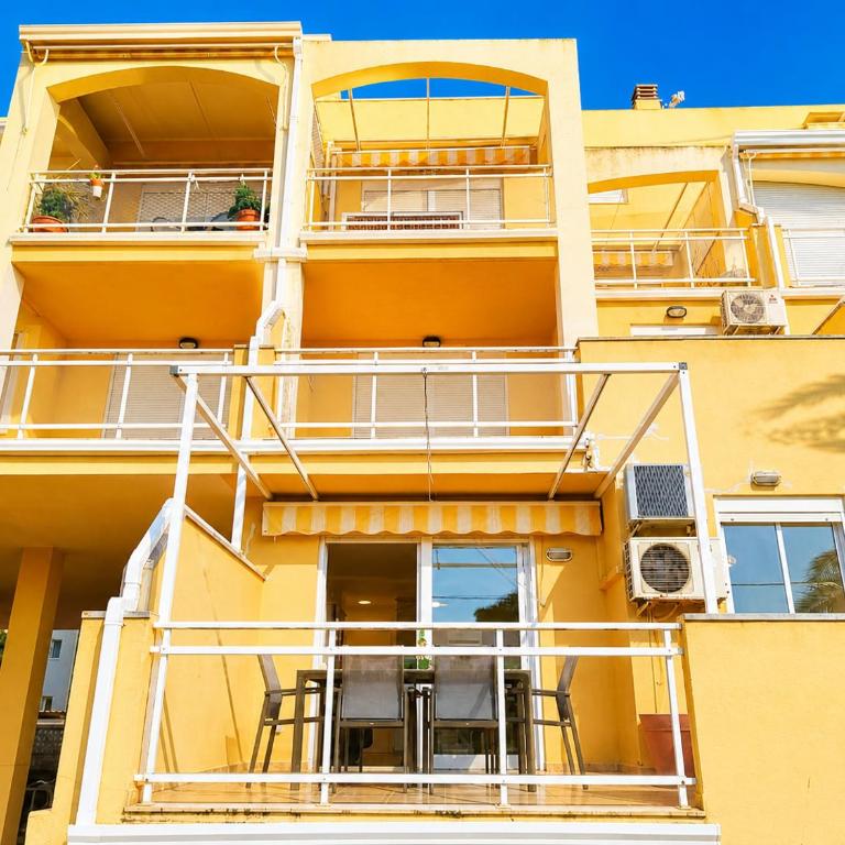 Apartamento Atila en Dénia a 250 m de la Playa con Terraza, Piscina y Jacuzzi by Family Homes - Apartamento de 2 dormitorios con terraza - 22