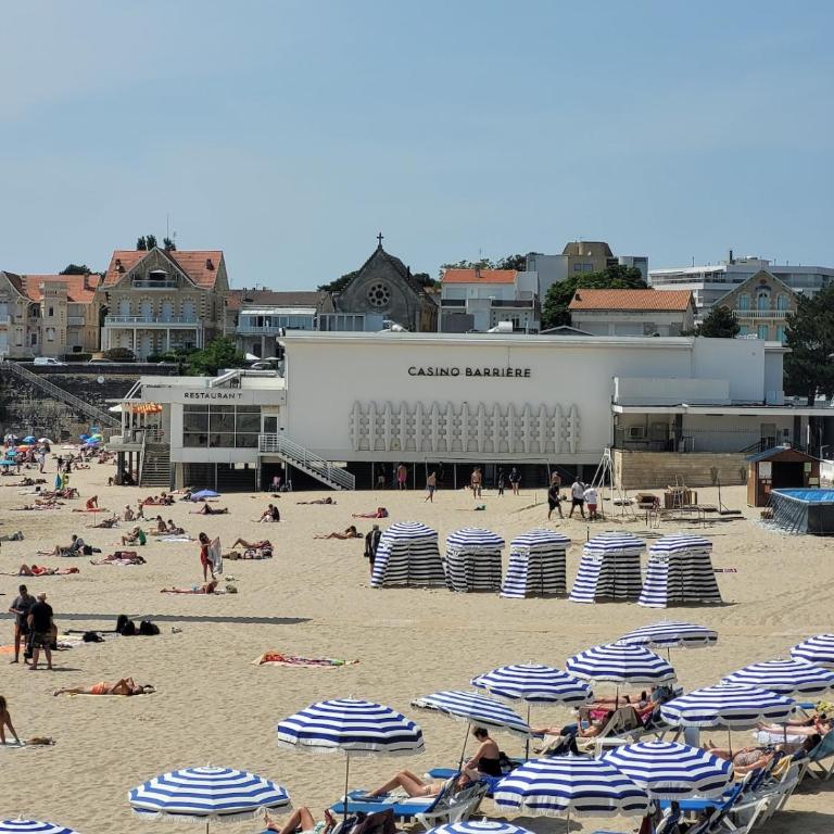 Meuble de charme avec spa 50 m de la plage de PONTAILLAC - Appartement 1 Chambre - 20