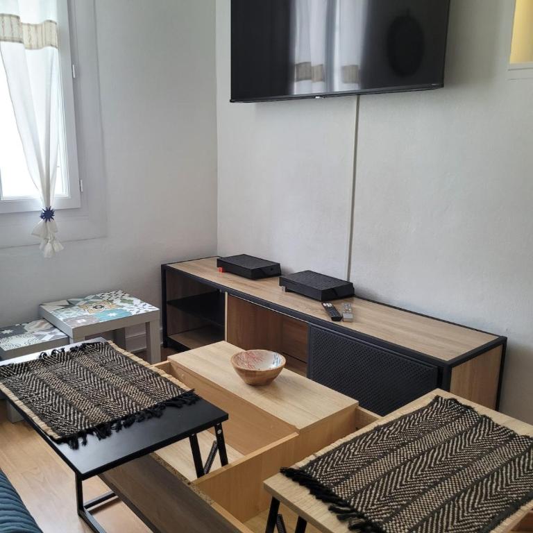 Meuble de charme avec spa 50 m de la plage de PONTAILLAC - Appartement 1 Chambre - 12