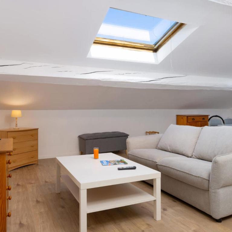 T2 cosy sous combles proche Canal du Midi & Cité - Apartment - 6