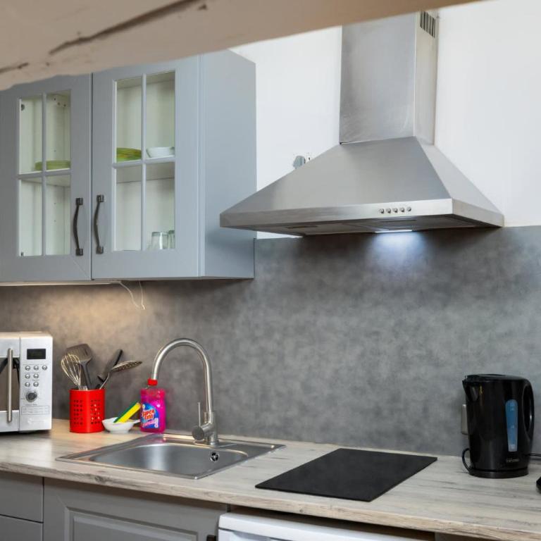 T2 cosy sous combles proche Canal du Midi & Cité - Apartment - 10