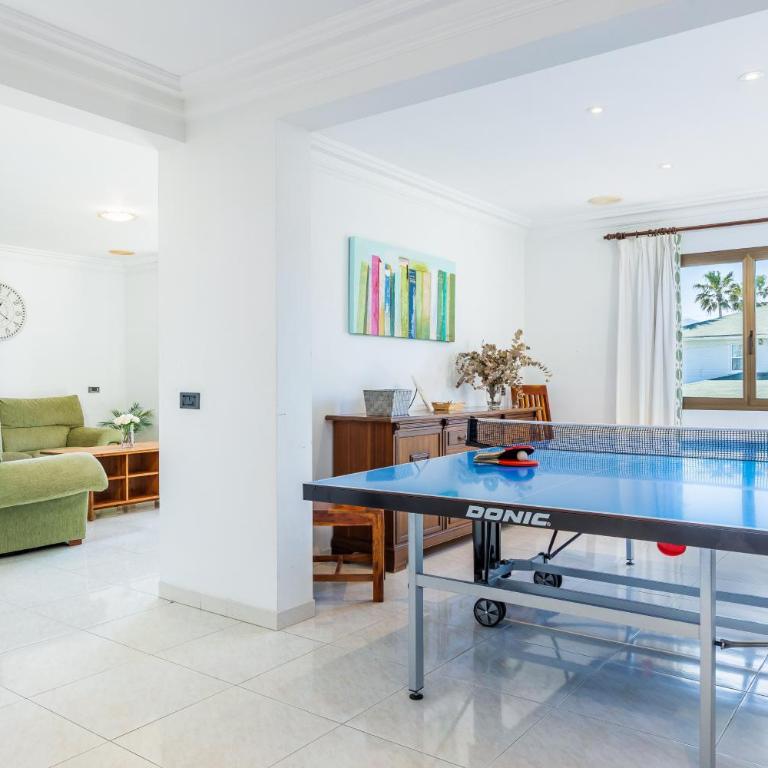 Llenaire Gran Beach House - Six-Bedroom House - 8