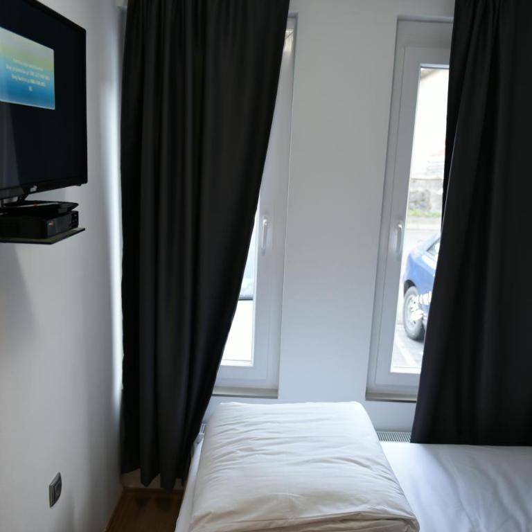 Motel Alibi - Jednokrevetna Soba sa Sopstvenim Kupatilom - 4