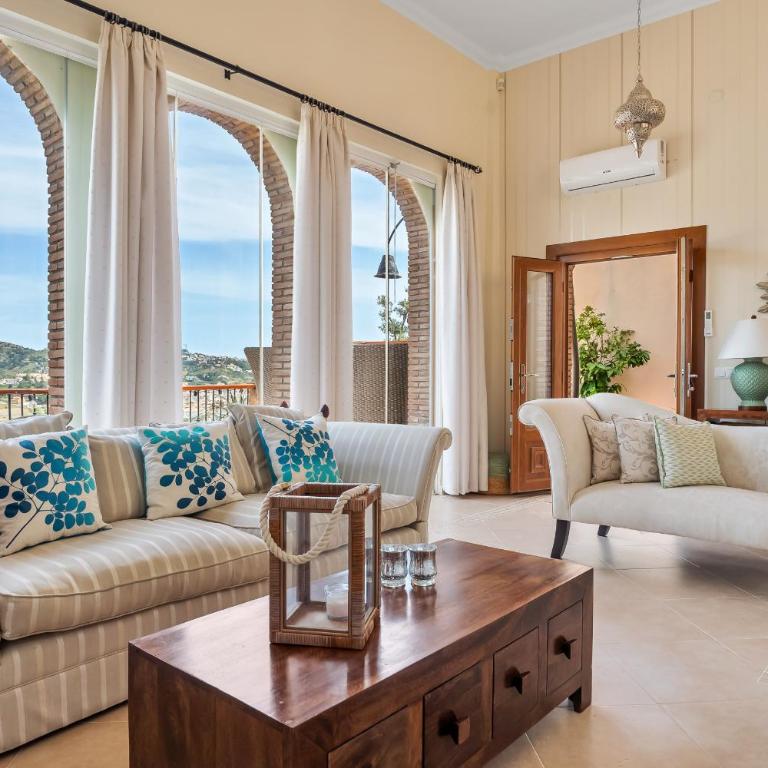Dream Stay! 15 Guests, Big Pool with Heating Option at Extra Cost, Sea view! - Villa with Private Pool - 8