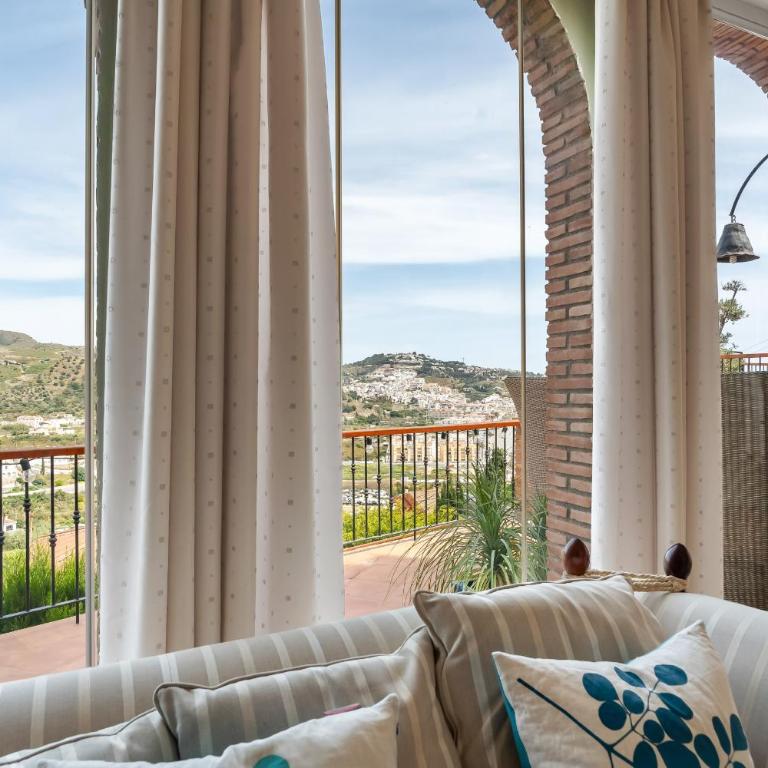 Dream Stay! 15 Guests, Big Pool with Heating Option at Extra Cost, Sea view! - Villa with Private Pool - 10