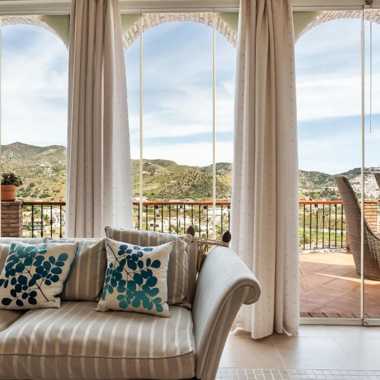 Dream Stay! 15 Guests, Big Pool with Heating Option at Extra Cost, Sea view! - Villa with Private Pool - 9