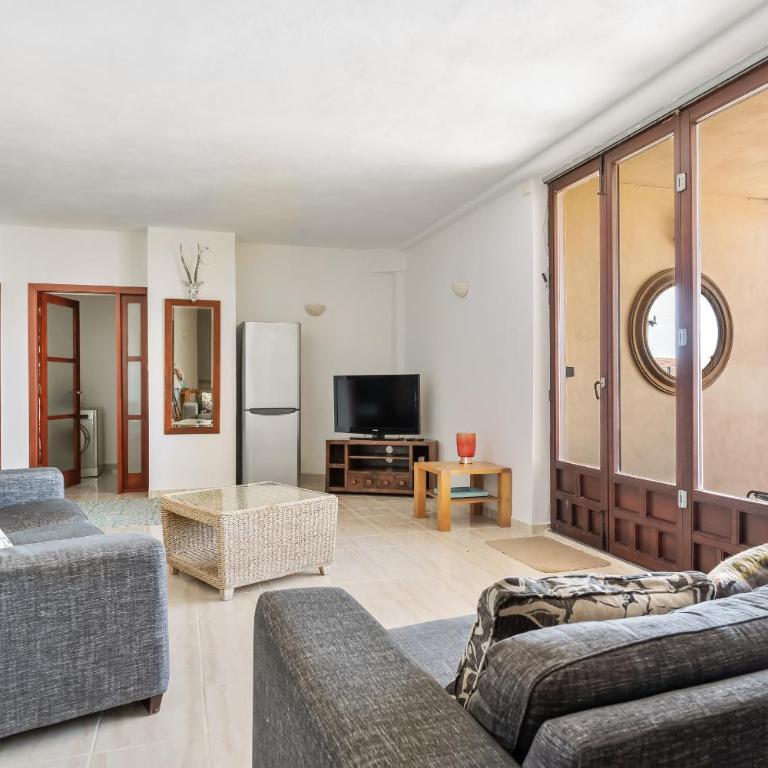 Dream Stay! 15 Guests, Big Pool with Heating Option at Extra Cost, Sea view! - Villa with Private Pool - 32