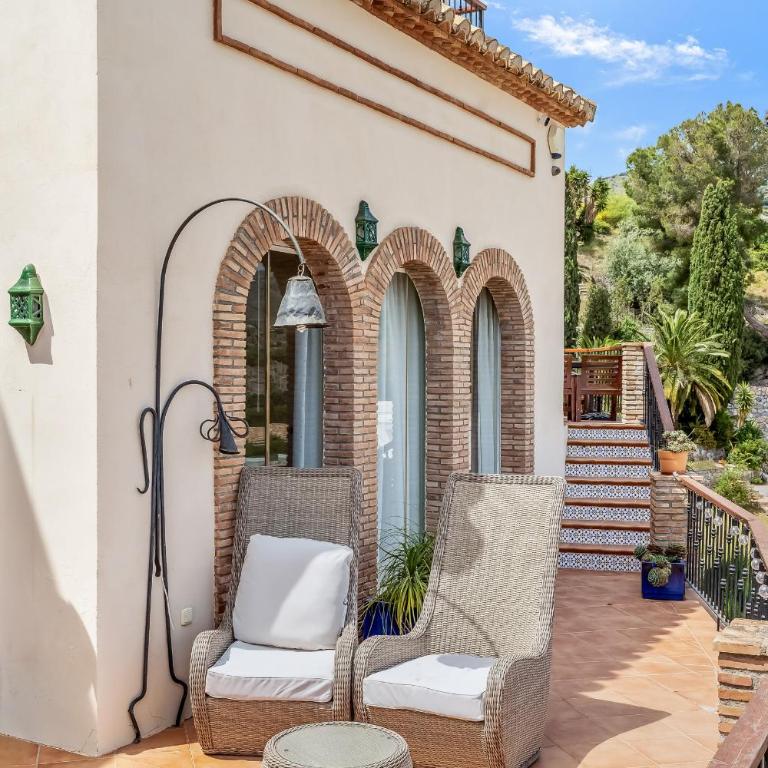 Dream Stay! 15 Guests, Big Pool with Heating Option at Extra Cost, Sea view! - Villa with Private Pool - 50