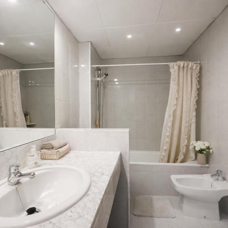 Brunasmar – Piscina, Parking y Centro Tossa - Apartamento de 2 dormitorios - 50